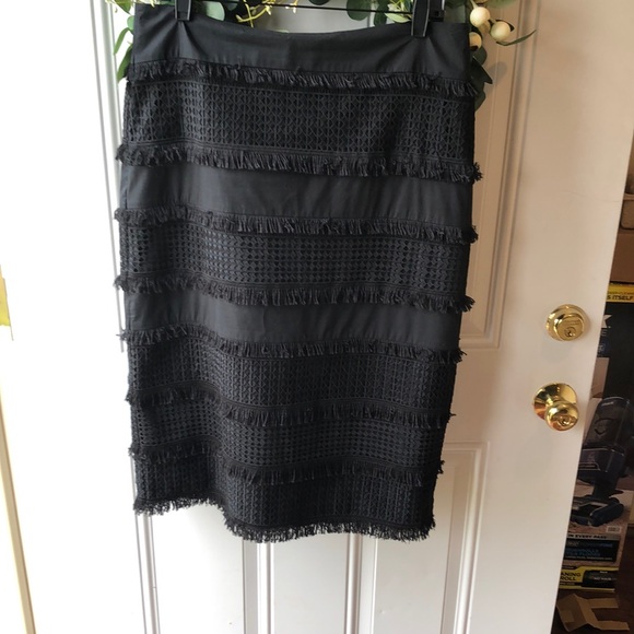 Banana Republic Dresses & Skirts - Banana Republic Skirt 10